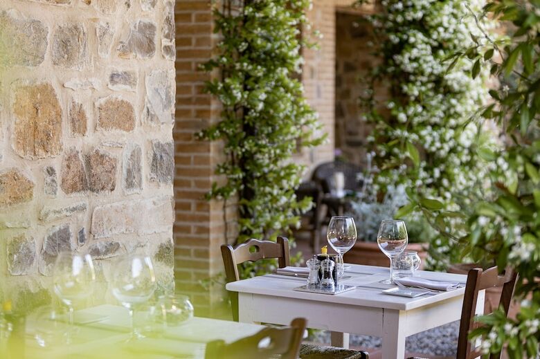Si Montalcino Hotel & Restaurant
