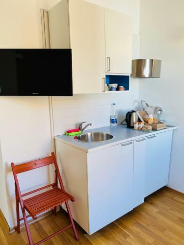 Hostal Le Dimore Di Federico - Trani