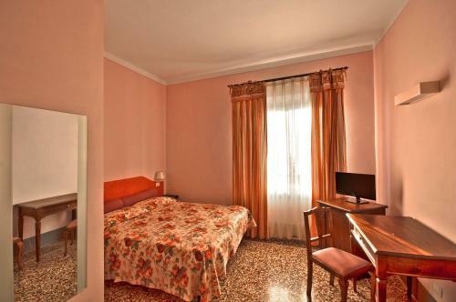 Villa Miralunga B&B