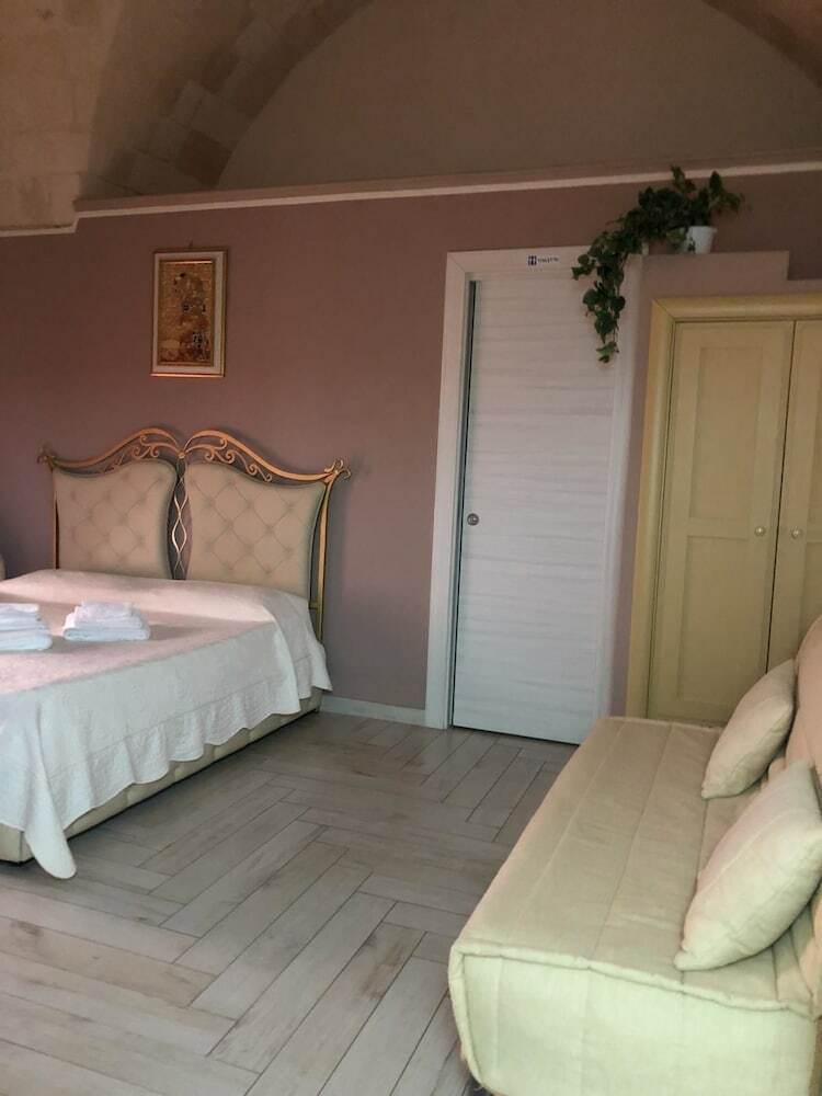 Bed & Breakfast La Grotta Del Re