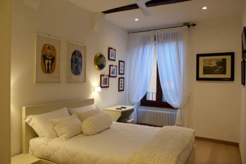 Hostal Affittacamere L'obl�