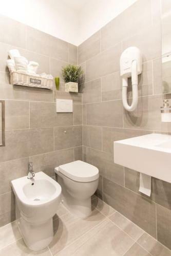 Hostal Affittacamere L'obl�