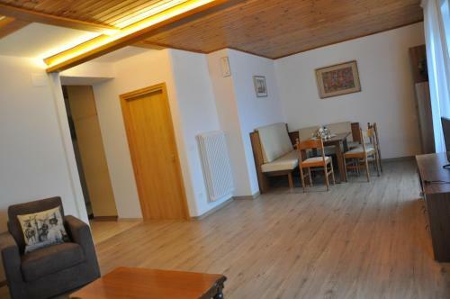 Apartamento El Ladinia Someda