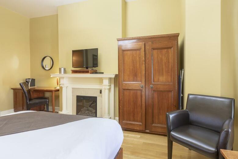 Le Grande-allee Hotel Et Suites