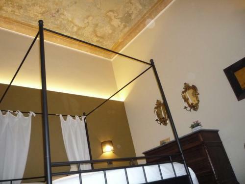 Madama Cristina Bed & Breakfast