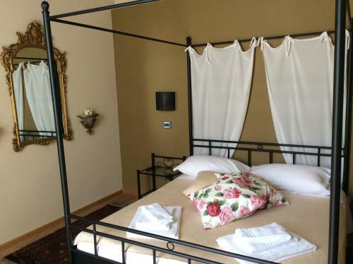 Madama Cristina Bed & Breakfast