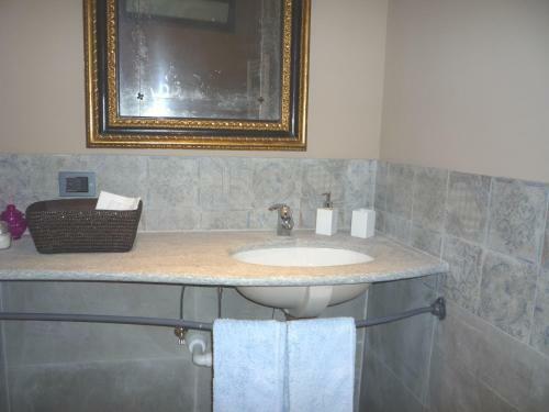 Madama Cristina Bed & Breakfast