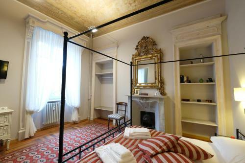 Madama Cristina Bed & Breakfast
