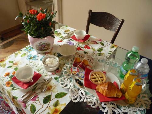 Madama Cristina Bed & Breakfast