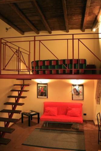 Cheap & Chic Apartments