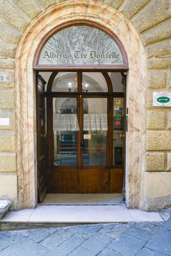 Hotel Albergo Tre Donzelle