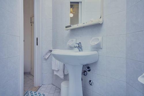 Hotel Rina