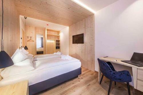 Hostal Garni Bed And Breakfast Broi