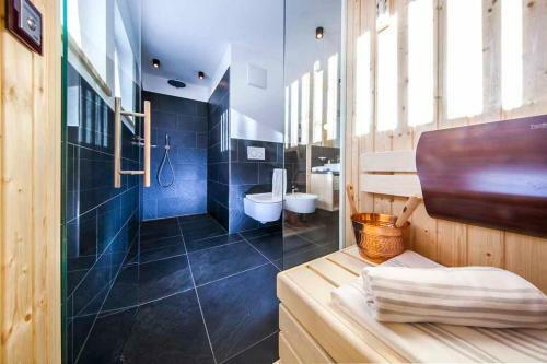 Hostal Garni Bed And Breakfast Broi