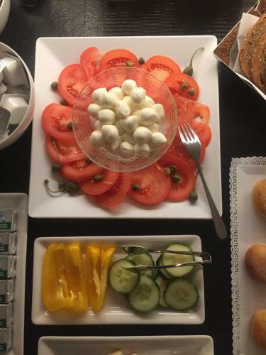Hostal Garni Bed And Breakfast Broi