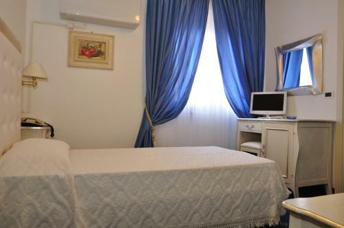 Hotel Tirreno