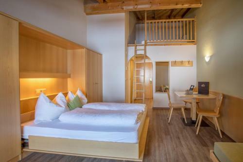 Apart-hotel Mountain Living