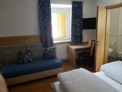 Hotel Dolomiten