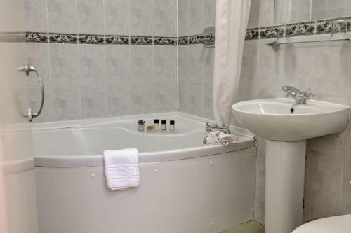 Hotel George