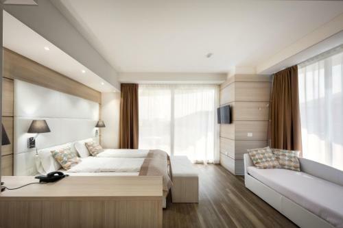 International Beach Hotel