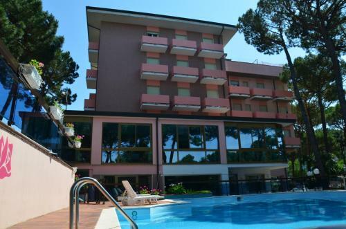 Hostal Rosen Garden Garn�