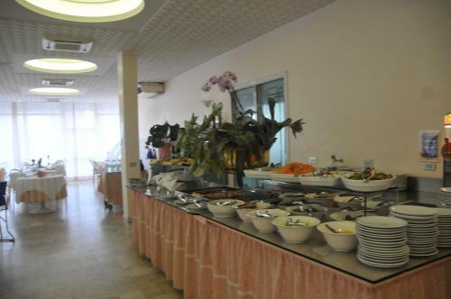 Hotel Embassy