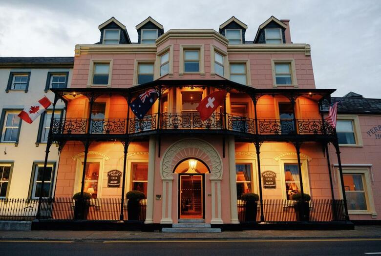 Hotel Perryville House