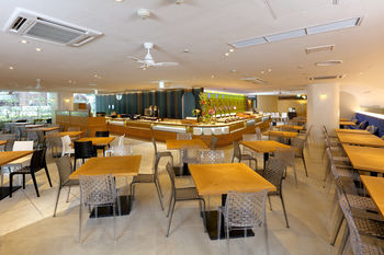 Hotel Plaza Osaka