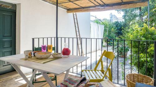 Bed & Breakfast Kalinifta - Io Parto Io Arrivo