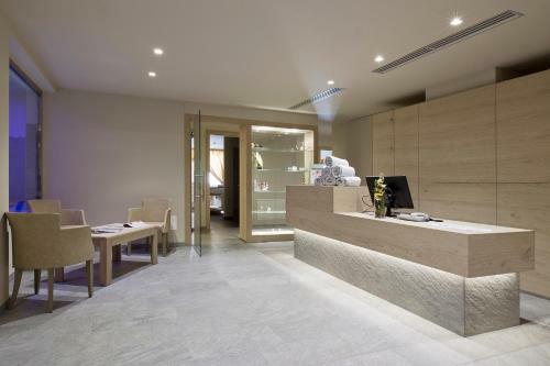 Design & Suite Hotel Ciarnadoi