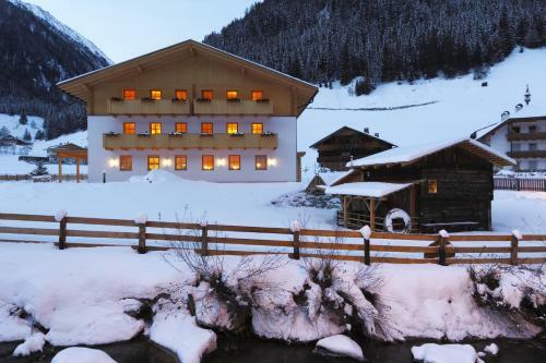 Hotel Alpenfrieden