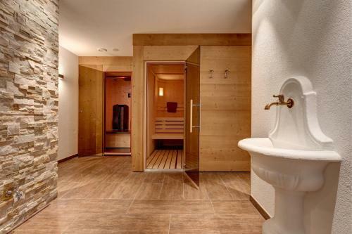 Hotel Alpenfrieden