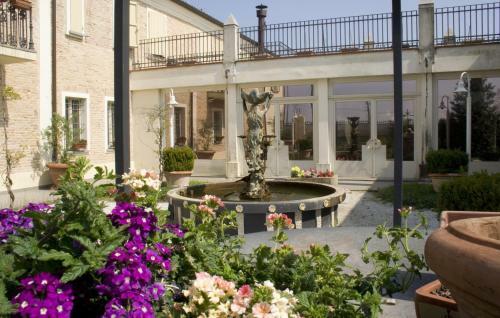 Hotel Relais Villa Roncuzzi