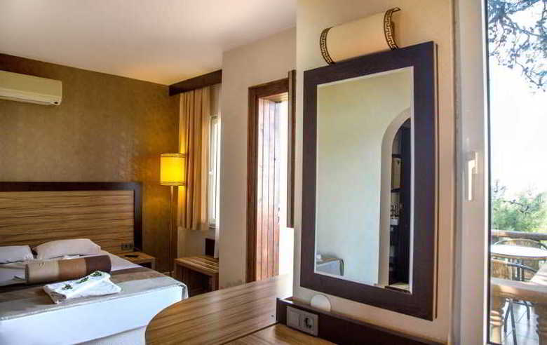 Hotel Ayvalik Beach