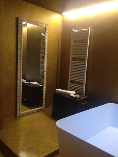 Alessi Hotel