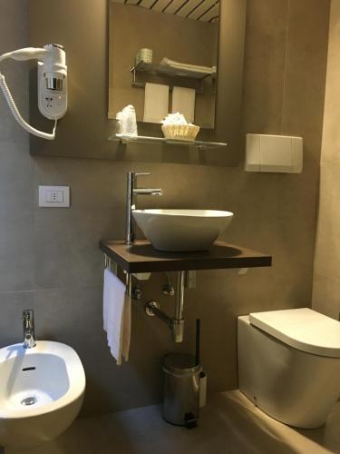 Alessi Hotel