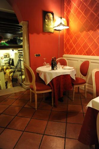 Alessi Hotel