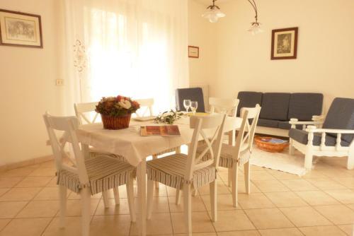 Apartment In Chianti