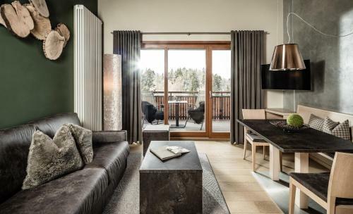 Hotel Josef Mountain Resort