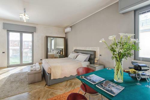 Bed & Breakfast Penthouse Station Luxury Suites & Apartment