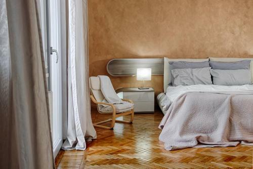 Bed & Breakfast Penthouse Station Luxury Suites & Apartment
