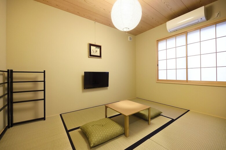 Uji Cha-gan-ju-tei House