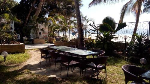 Apartamento Sunny Beachfront Studio