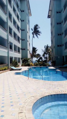 Apartamento Sunny Beachfront Studio