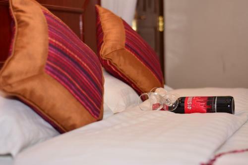 Bed & Breakfast Airport Seasons Hotel