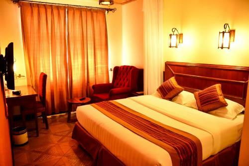 Bed & Breakfast Airport Seasons Hotel