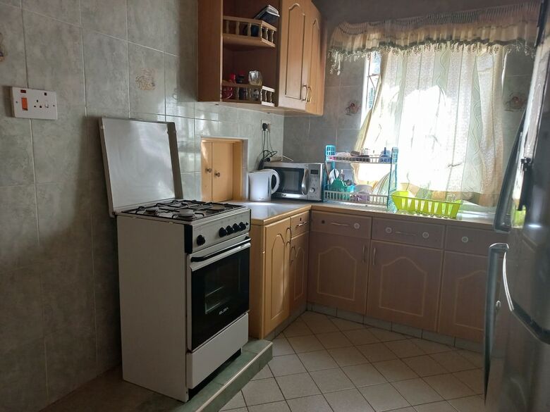 Hostal Kuniville Guest House