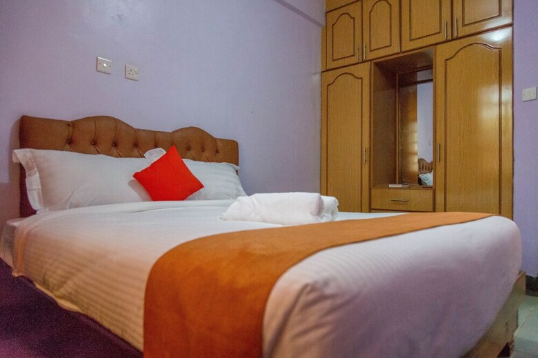 Hostal Kuniville Guest House