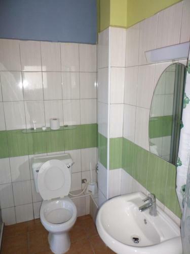 Hotel Pinebreeze Holiday Resort