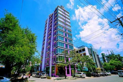 Myat Nan Yone Hotel (mny)